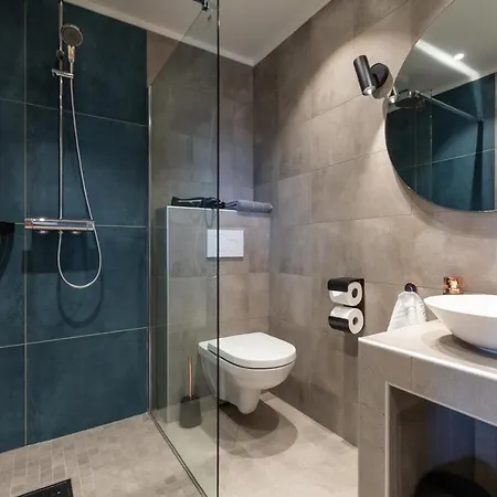 Apart Otel Tobiasbrygga 3*