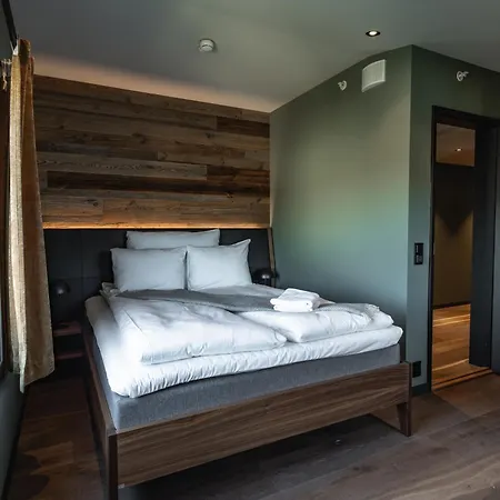 Apart Otel Tobiasbrygga 3*