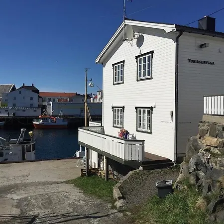Apart Otel Tobiasbrygga Henningsvær