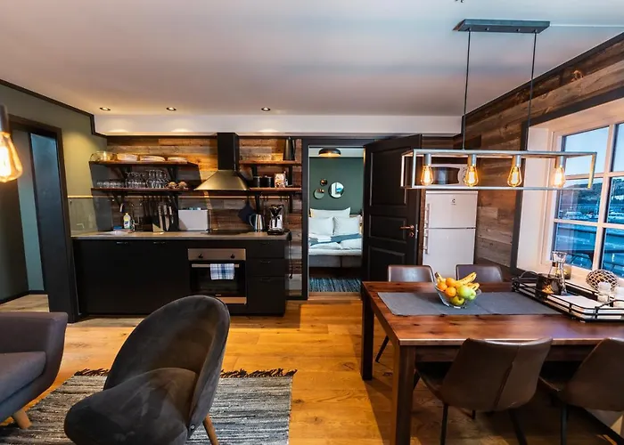 Tobiasbrygga 4* Henningsvær