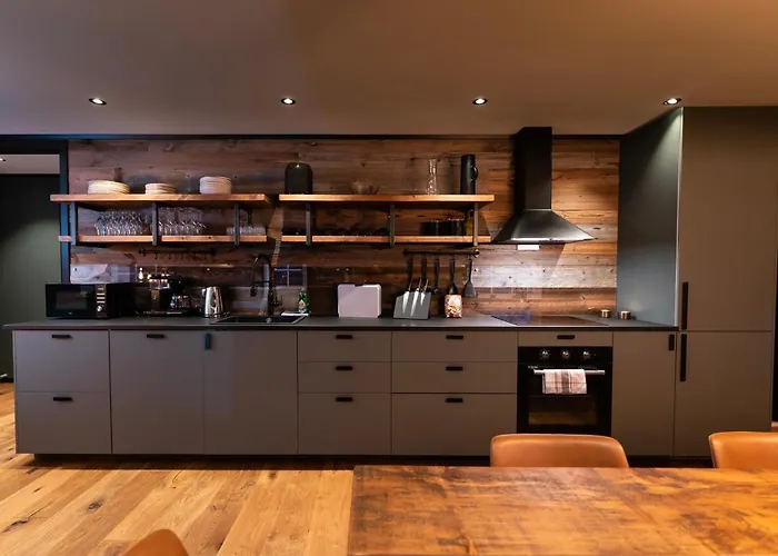 Tobiasbrygga 4* Henningsvaer