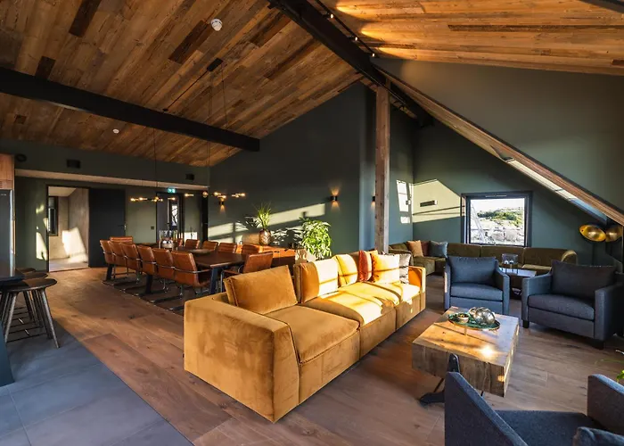 Tobiasbrygga Aparthotel 4*