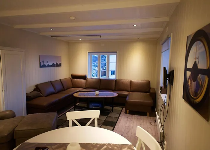 Tobiasbrygga 4* Henningsvær